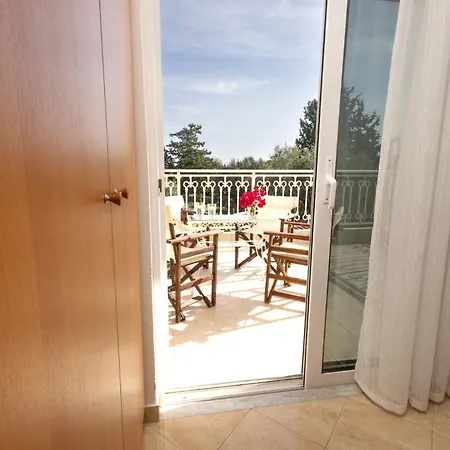 Holiday home Chelidonia *