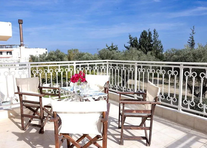 Holiday home Chelidonia Afantou